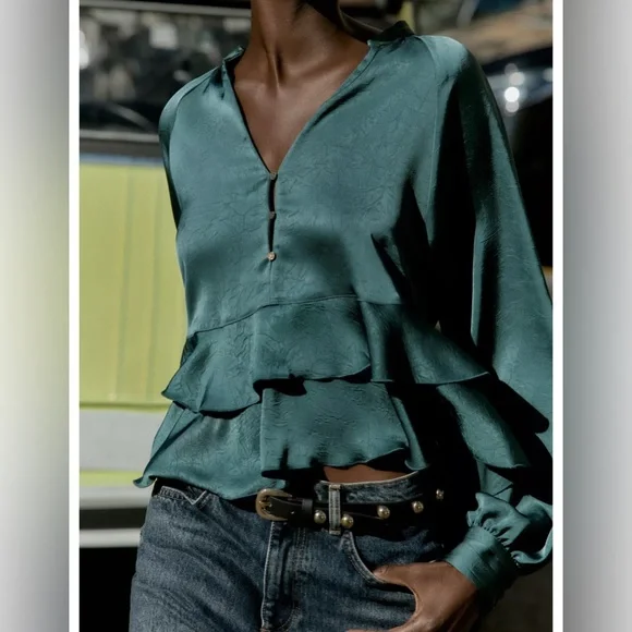 Zara RUFFLED BLOUSE - Picture 2 of 4